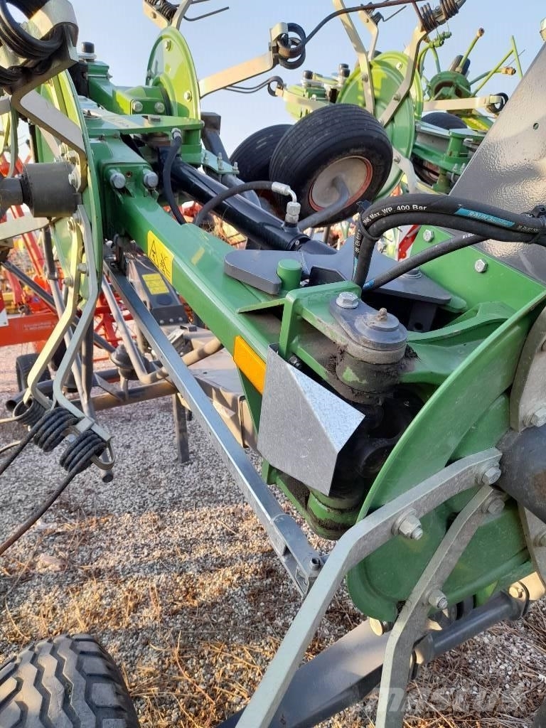 Fendt Twister 901T Grābekļi un siena ārdītāji