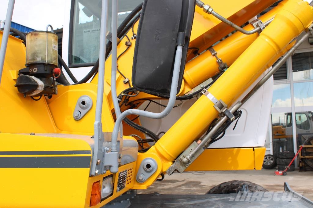 Liebherr Εκσκαφέας  A 900 C Litronic 轮式挖掘机