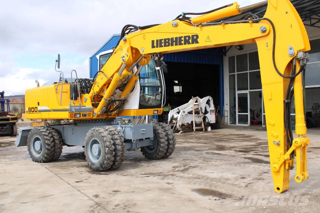 Liebherr Εκσκαφέας  A 900 C Litronic 轮式挖掘机
