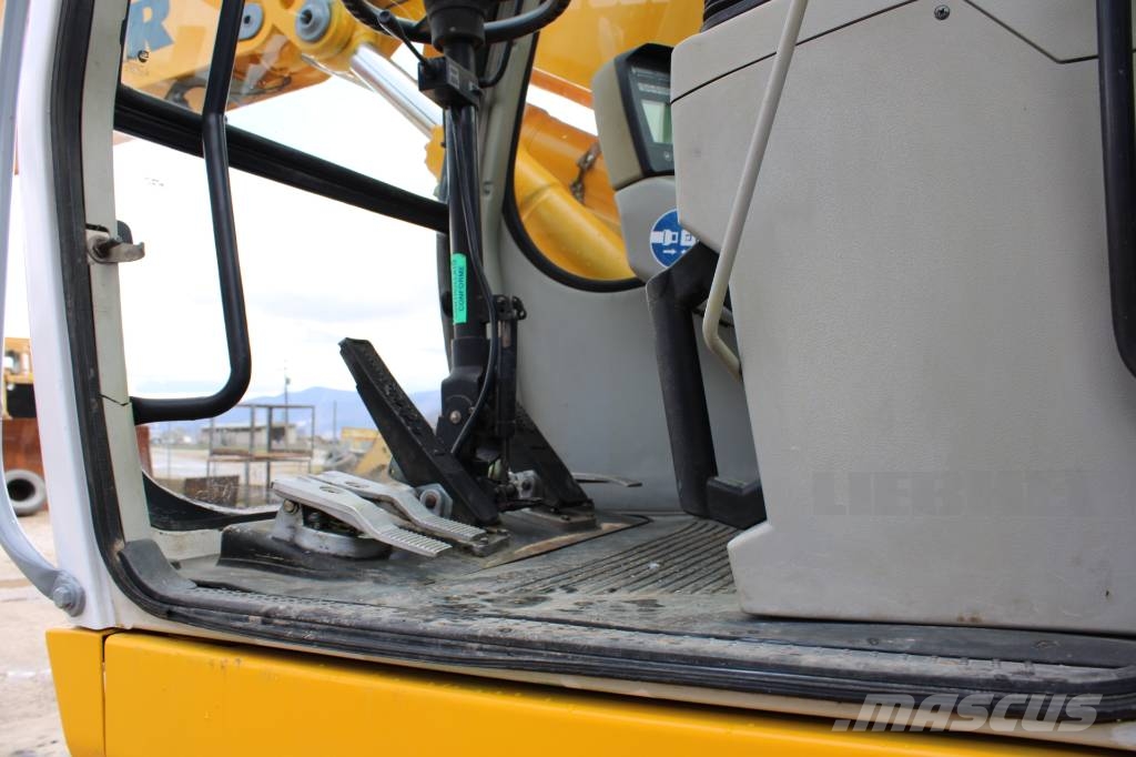 Liebherr Εκσκαφέας  A 900 C Litronic 轮式挖掘机