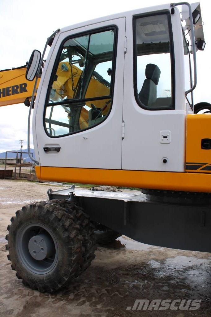 Liebherr Εκσκαφέας  A 900 C Litronic 轮式挖掘机