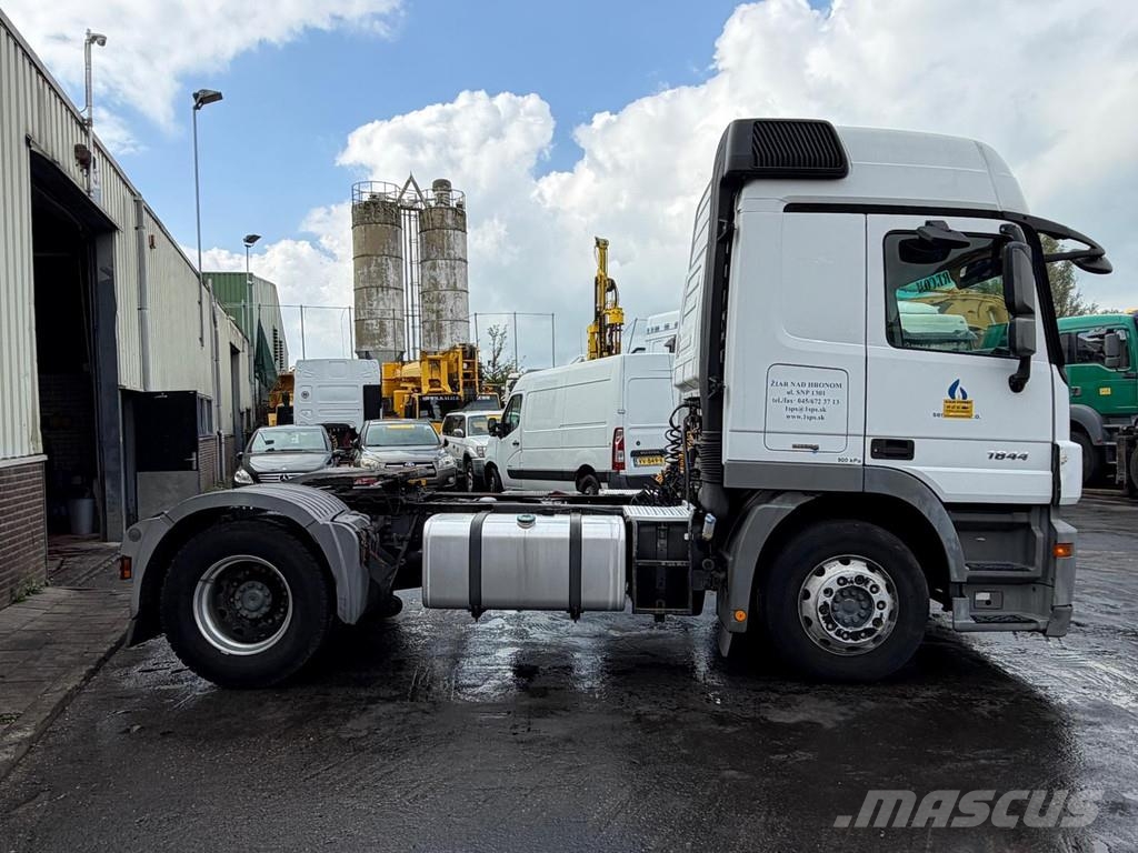 Mercedes-Benz Actros 1844 Tractor - V6 - MP3 - EURO 5 - Aircondi Sattelzugmaschinen