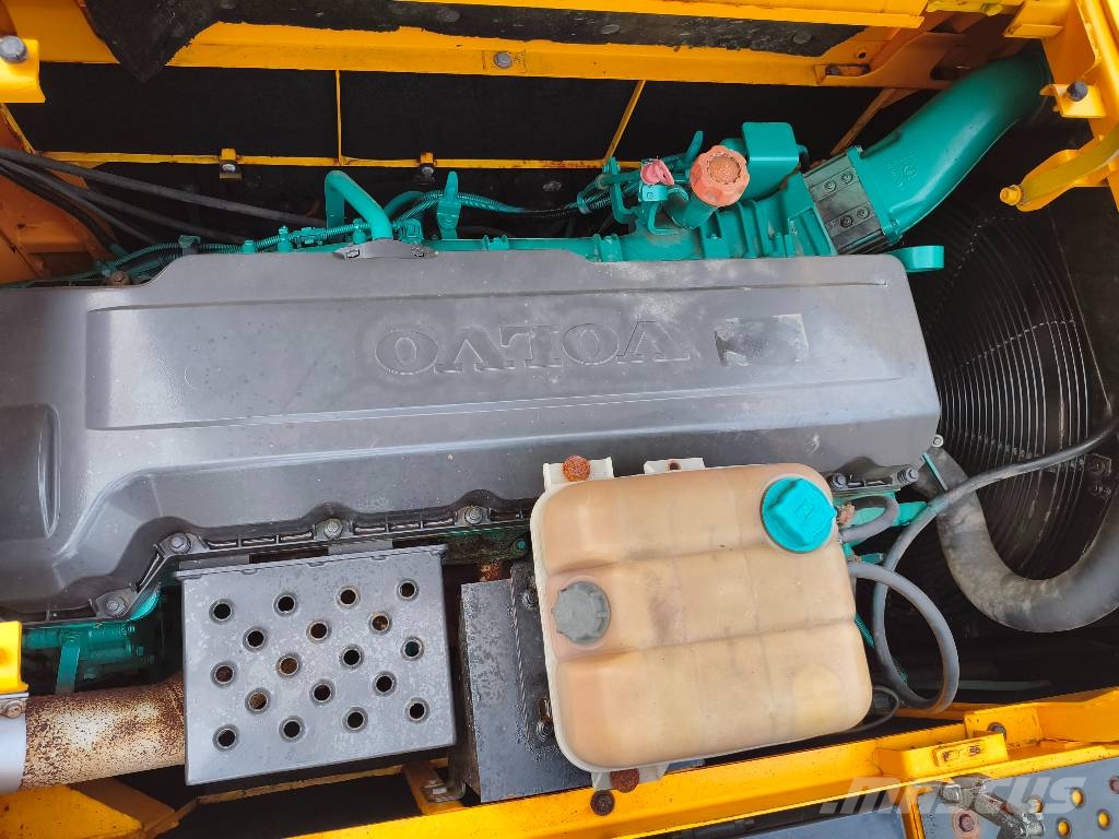 Volvo EC 380 D L 대형 굴삭기 29톤 이상