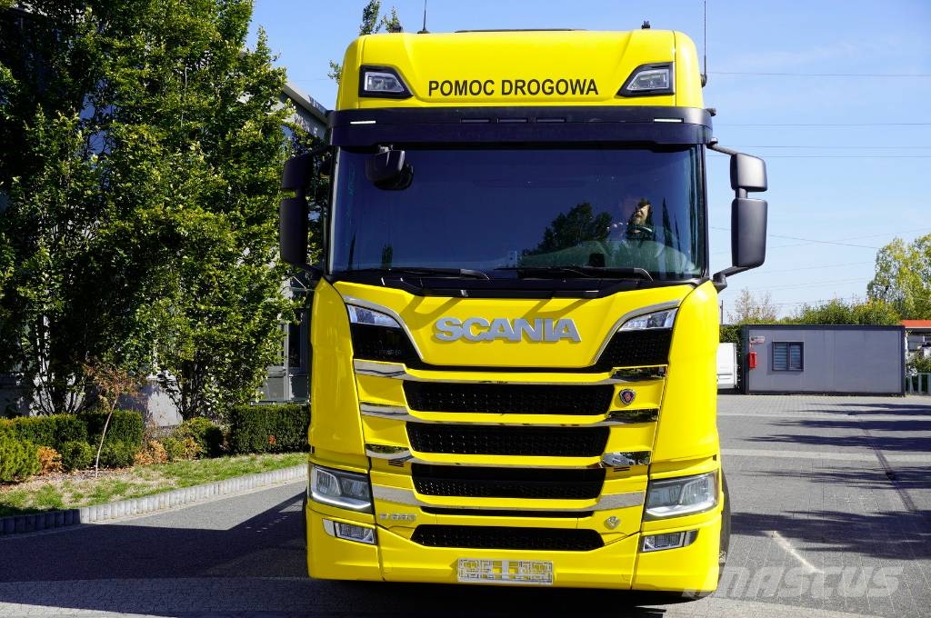 Scania R650 V8 8×4/4 / NEW galvanized Tow truck 955 cm Valník s navijákem