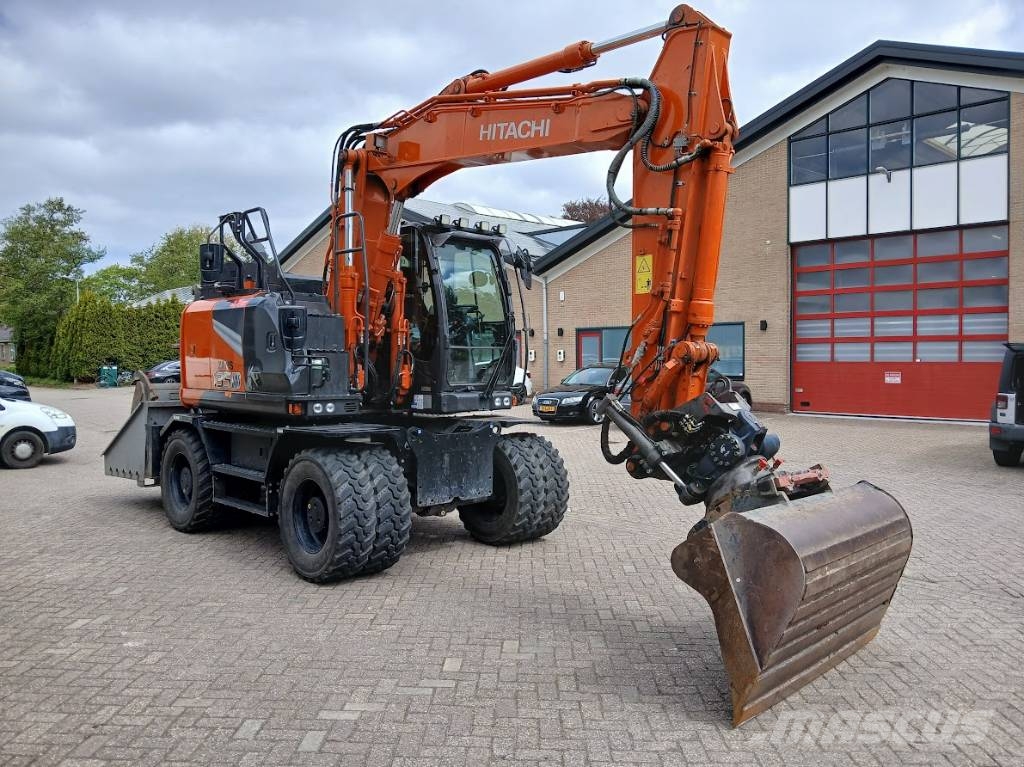 Hitachi ZX 135 W-7 Bageri na kotačima
