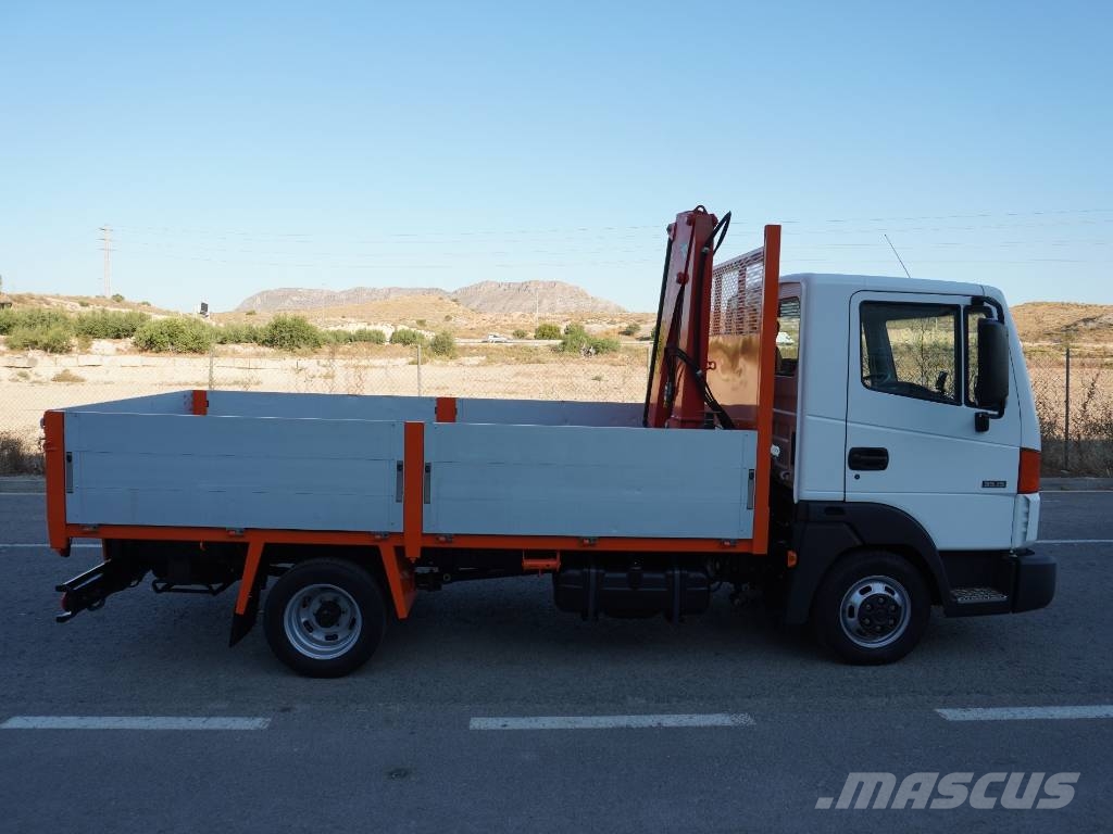 Nissan ATLEON 35.15 PLUMA PALFINGER 3300 Автокрани