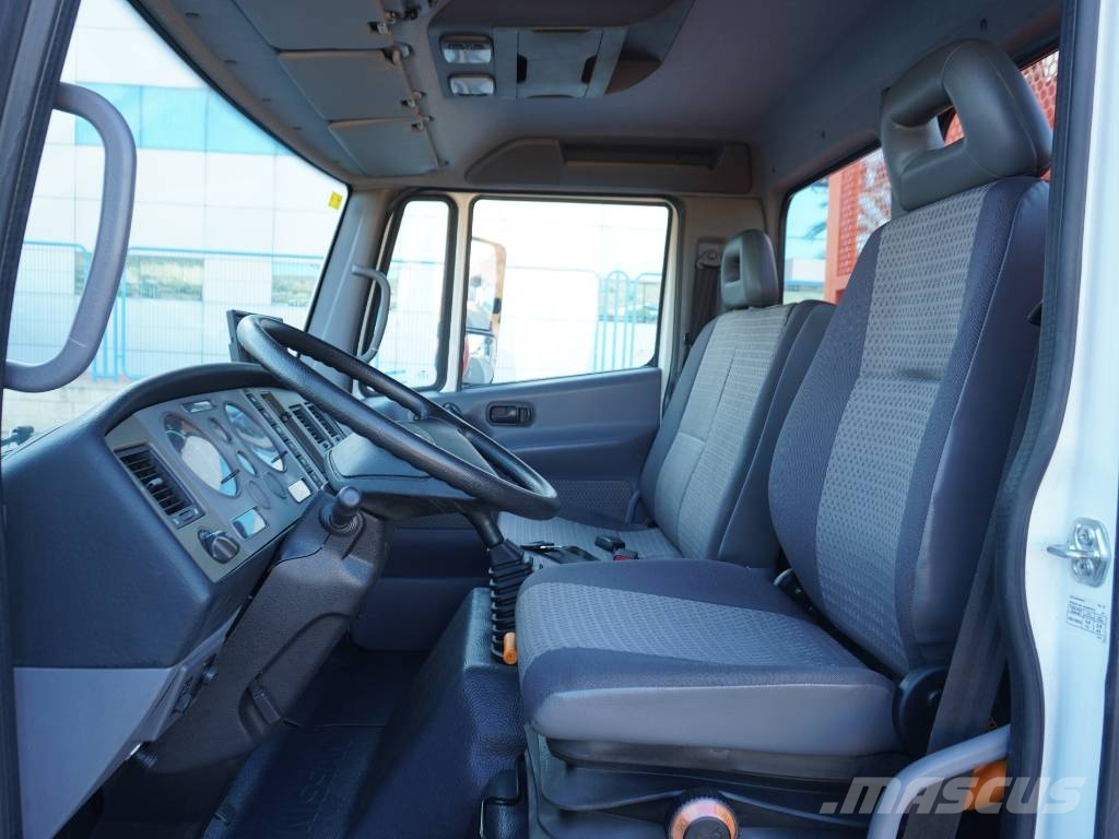 Nissan ATLEON 35.15 PLUMA PALFINGER 3300 Автокрани