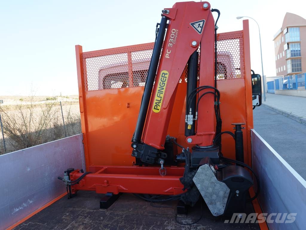 Nissan ATLEON 35.15 PLUMA PALFINGER 3300 Автокрани