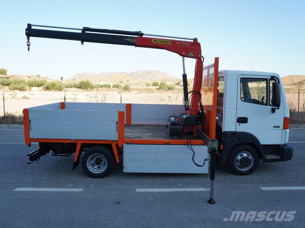 Nissan ATLEON 35.15 PLUMA PALFINGER 3300 Автокрани