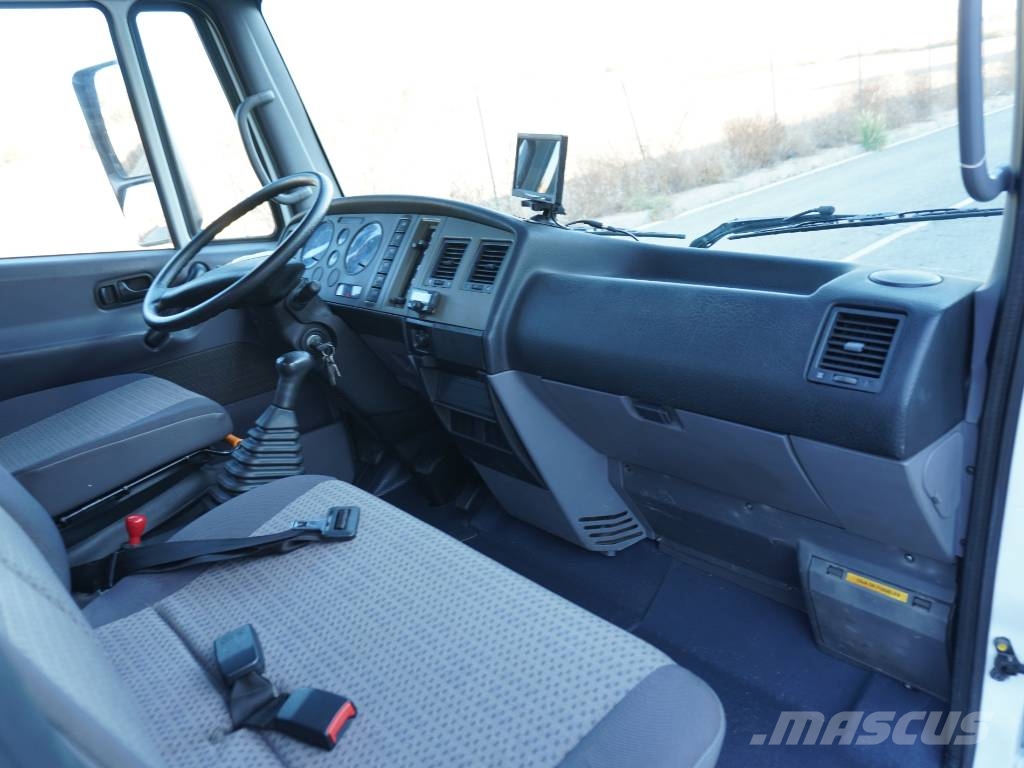 Nissan ATLEON 35.15 PLUMA PALFINGER 3300 Автокрани