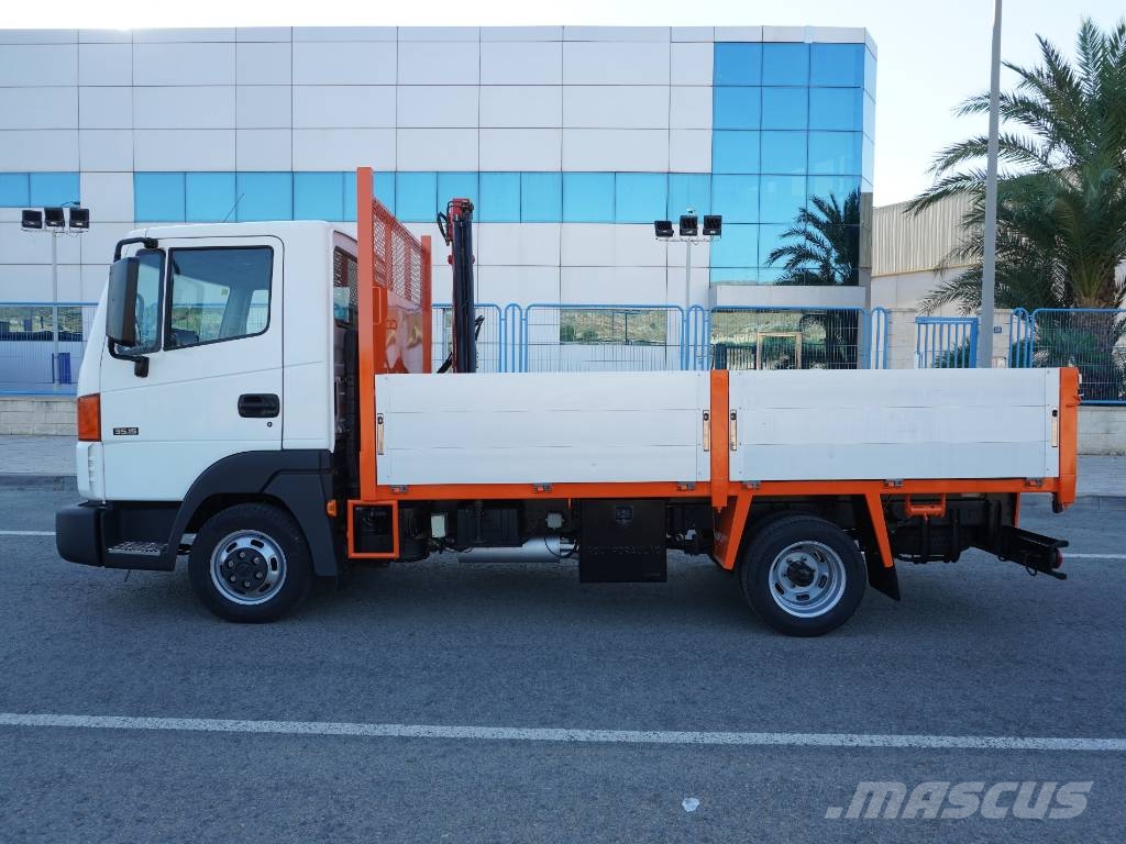 Nissan ATLEON 35.15 PLUMA PALFINGER 3300 Автокрани