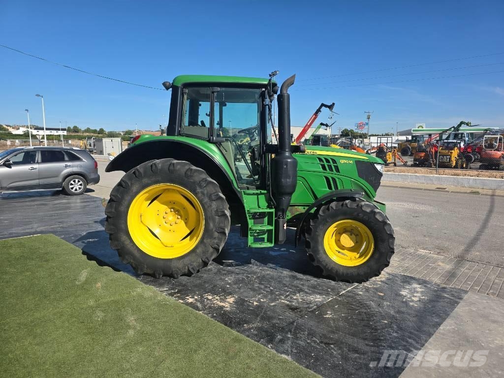 John Deere 6130 M Traktori