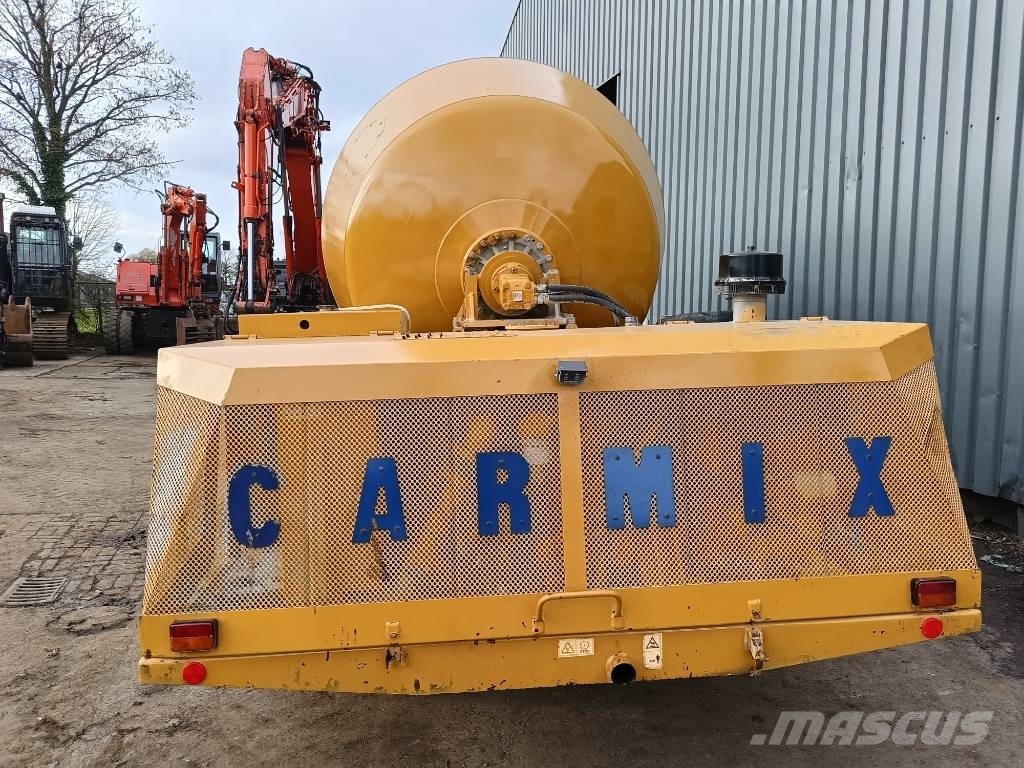 Carmix 5.5 XL self loading beton mixer + weightlog scale Betonmischer