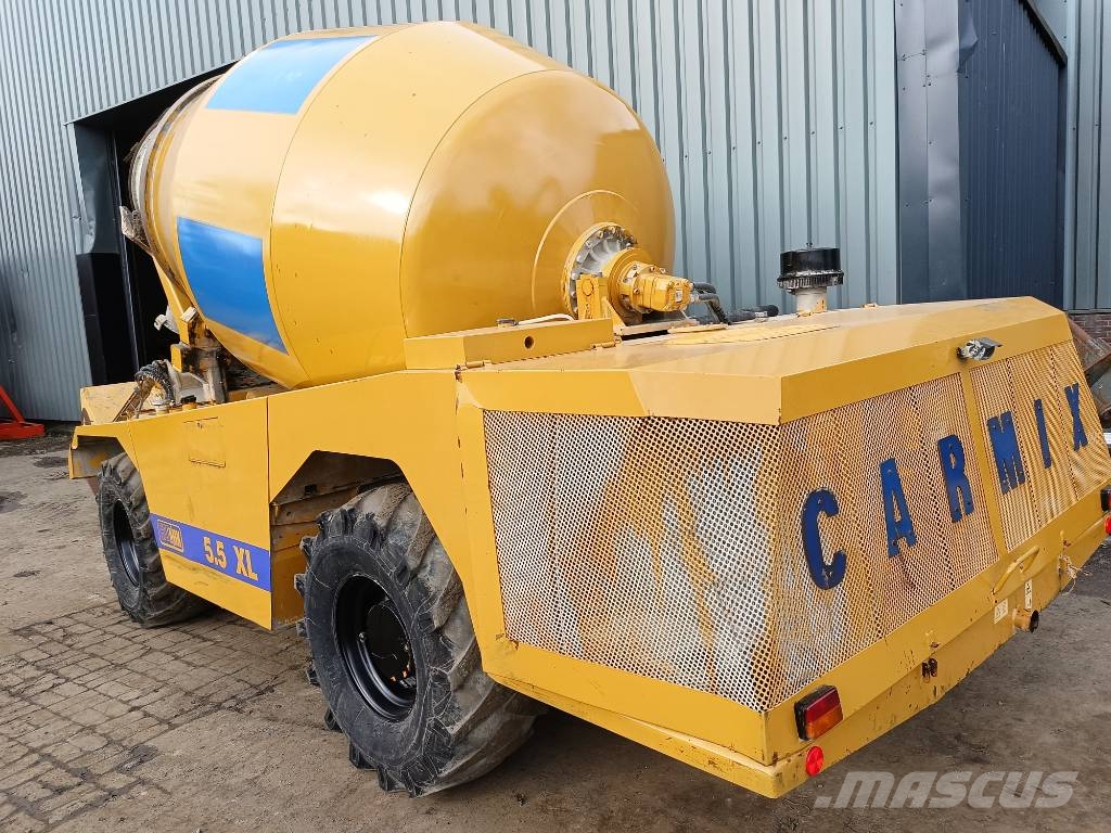 Carmix 5.5 XL self loading beton mixer + weightlog scale Betonmischer