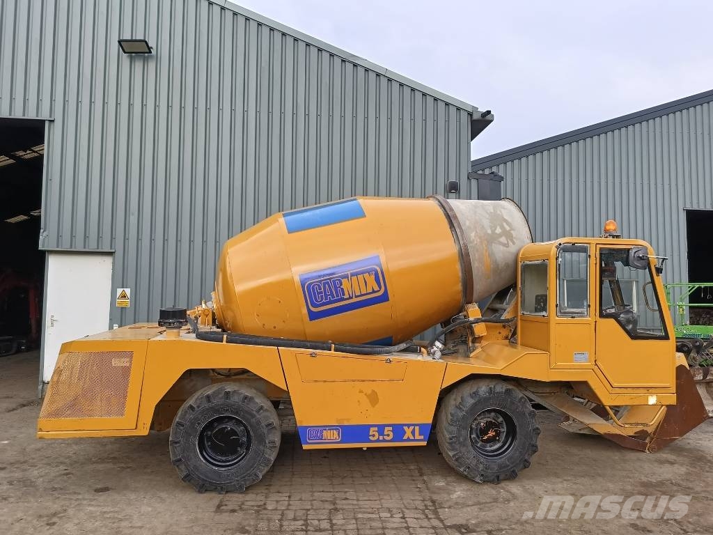 Carmix 5.5 XL self loading beton mixer + weightlog scale Betonmischer