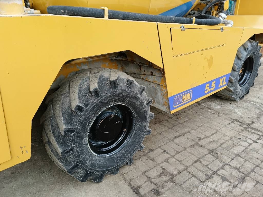 Carmix 5.5 XL self loading beton mixer + weightlog scale Betonmischer