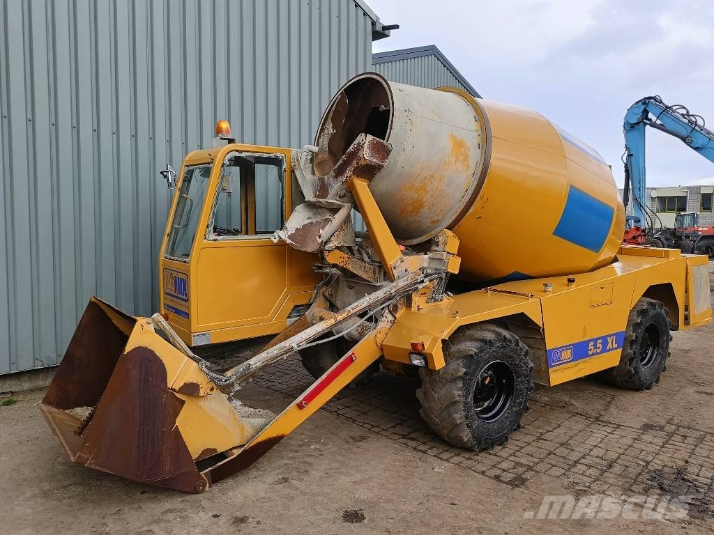 Carmix 5.5 XL self loading beton mixer + weightlog scale Betonmischer