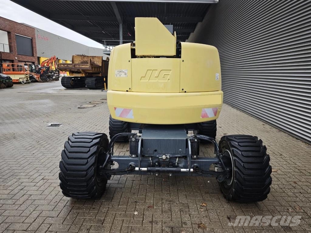 JLG 450 AJ Gelenkteleskoparbeitsbühnen