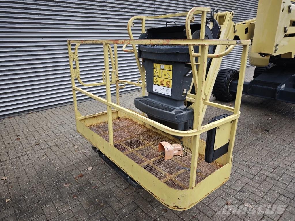 JLG 450 AJ Gelenkteleskoparbeitsbühnen
