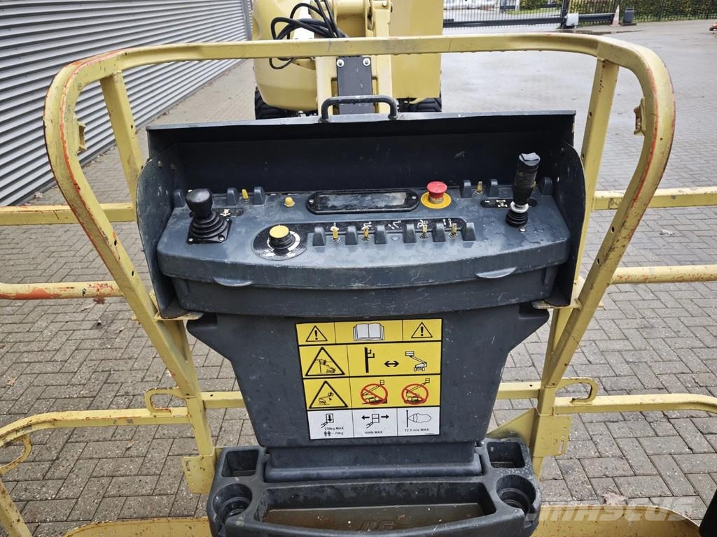 JLG 450 AJ Gelenkteleskoparbeitsbühnen