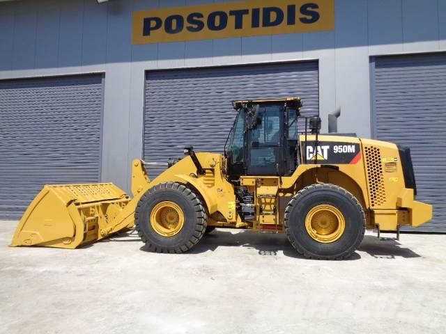 CAT 950M Kolové nakladače