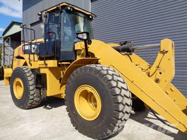 CAT 950M Kolové nakladače