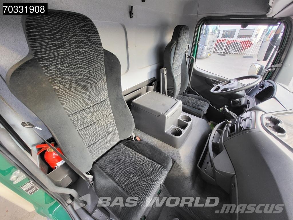Mercedes-Benz Atego 1324 4X2 13tonner 1500kg Ladebordwand Automa 厢式货车