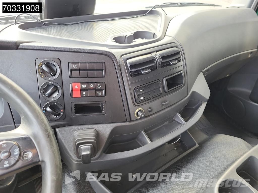 Mercedes-Benz Atego 1324 4X2 13tonner 1500kg Ladebordwand Automa Camiones caja cerrada