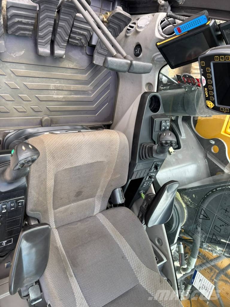 Volvo EC 250 EL Bagri goseničarji