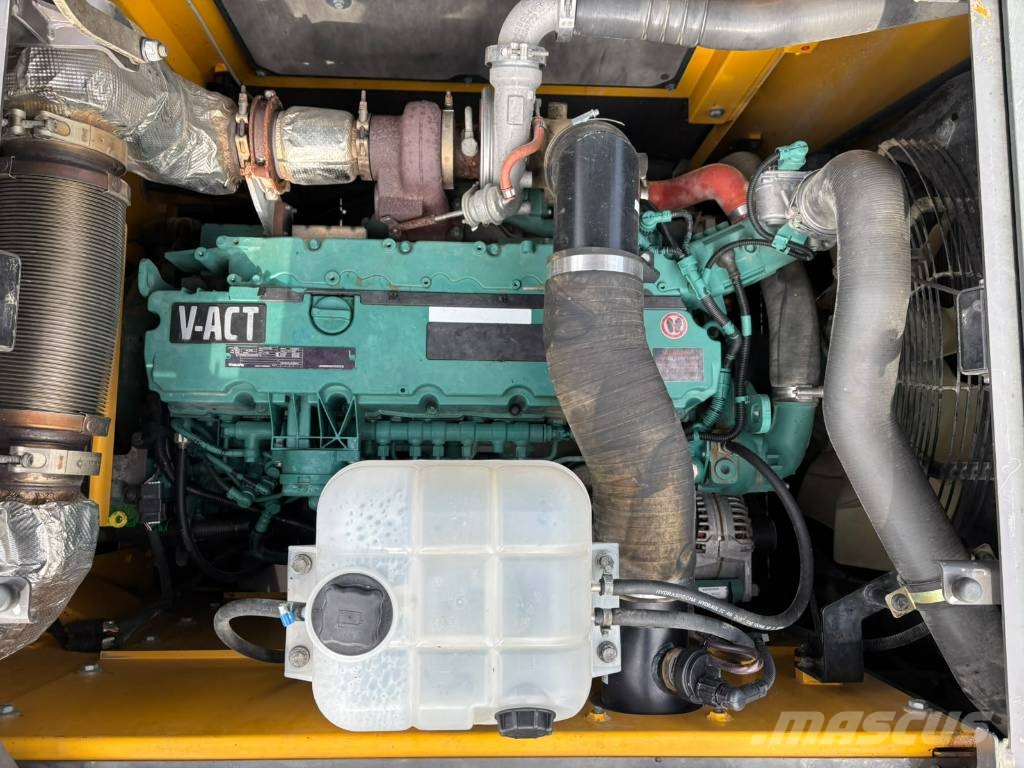 Volvo EC 250 EL Bagri goseničarji