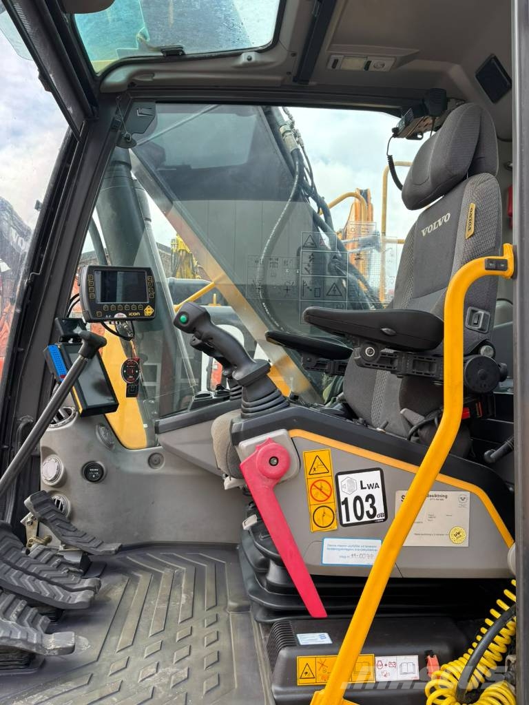 Volvo EC 250 EL Bagri goseničarji