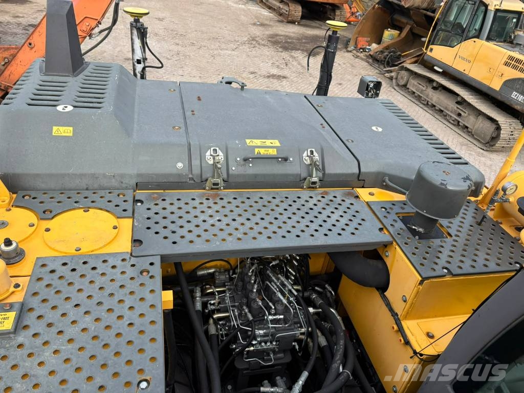 Volvo EC 250 EL Bagri goseničarji