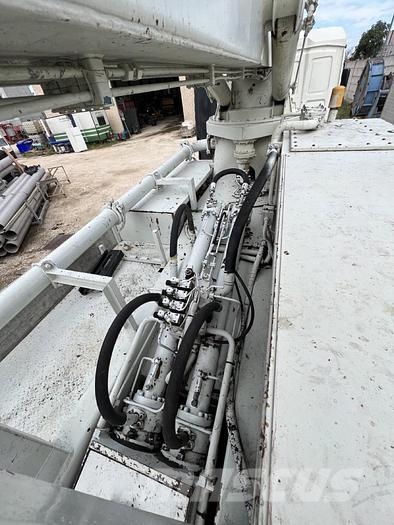 Cifa INVETTA 36X Concrete pump trucks