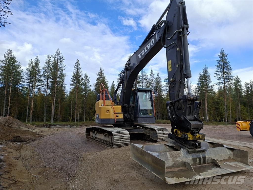 Volvo ECR235EL Telakaivukoneet