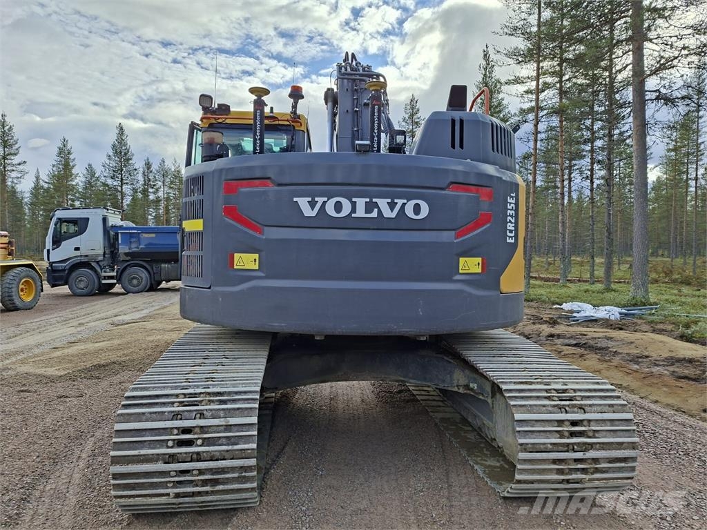 Volvo ECR235EL Telakaivukoneet