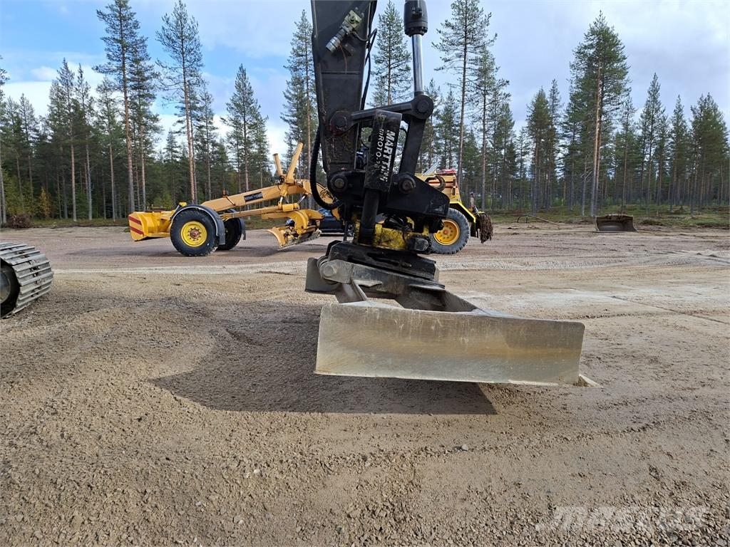 Volvo ECR235EL Telakaivukoneet