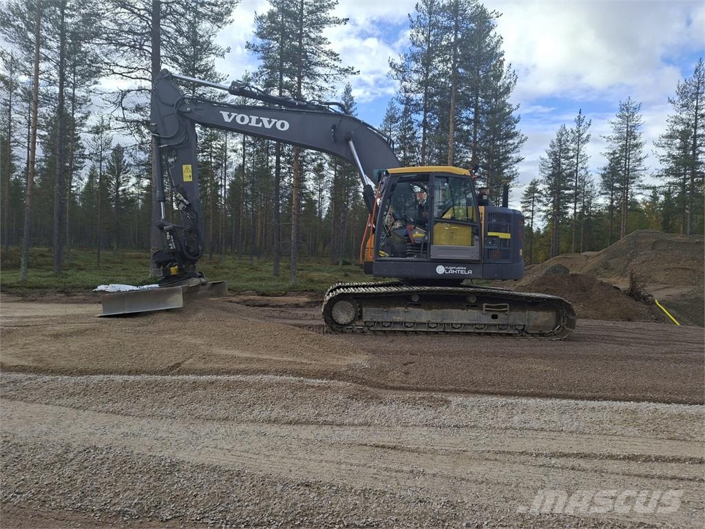 Volvo ECR235EL Telakaivukoneet