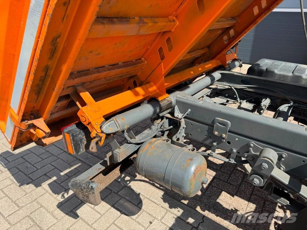 Mercedes-Benz Vario 816 Kraan / 3-zijdige Kipper, EURO 5 Bañeras basculantes usadas