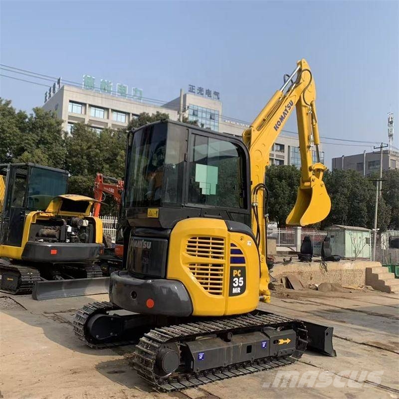 Komatsu PC35 Гусеничні екскаватори