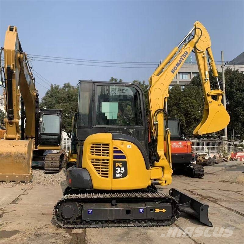 Komatsu PC35 Гусеничні екскаватори