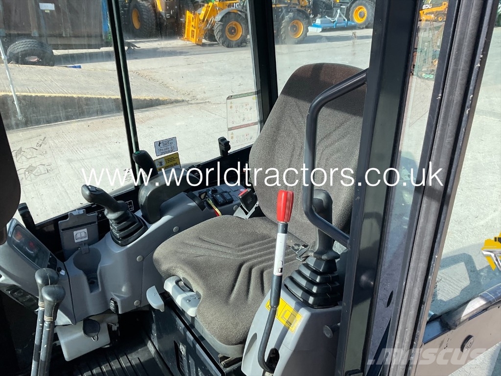 Kubota U 27-4 Mini bagri <7t
