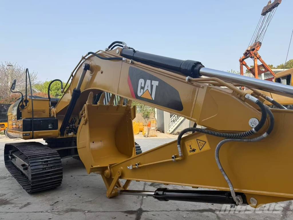 CAT 320 D 2L Raupenbagger