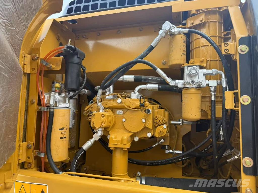 CAT 320 D 2L Raupenbagger