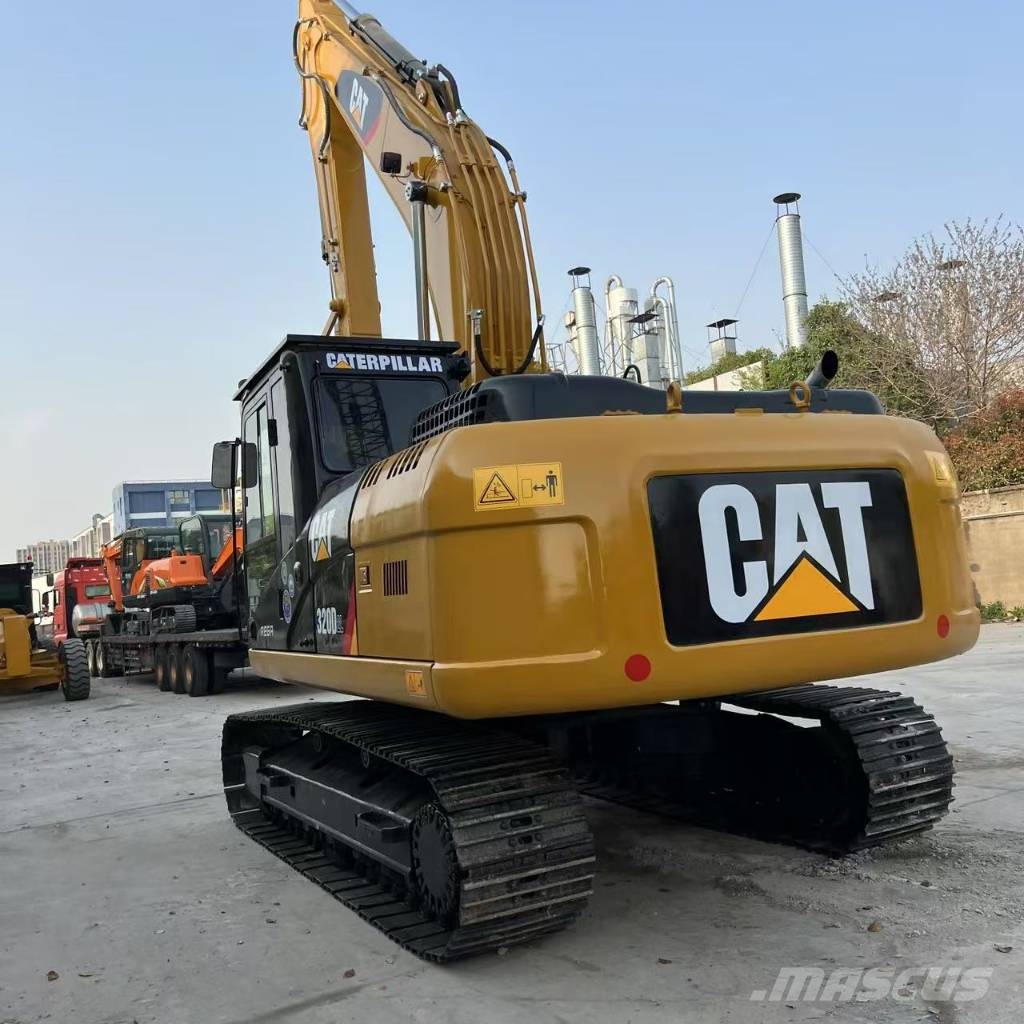 CAT 320 D 2L Raupenbagger