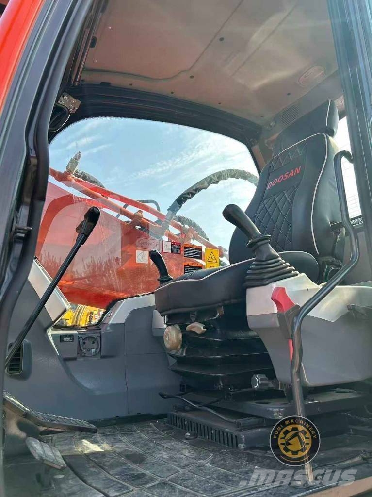 Doosan DX 340 LC Верижен екскаватор