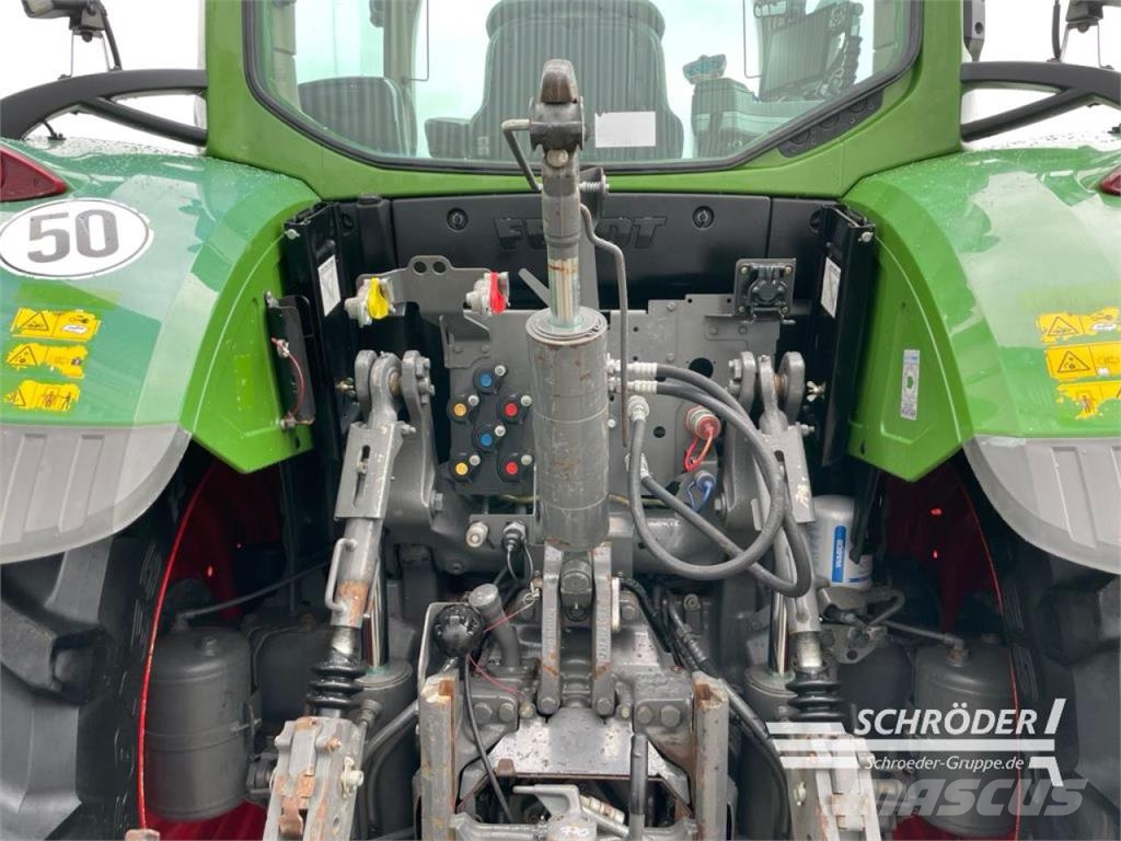Fendt 720 VARIO S4 PROFI PLUS Tractors