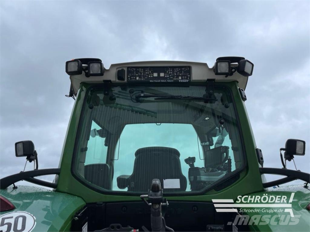 Fendt 720 VARIO S4 PROFI PLUS Tractors
