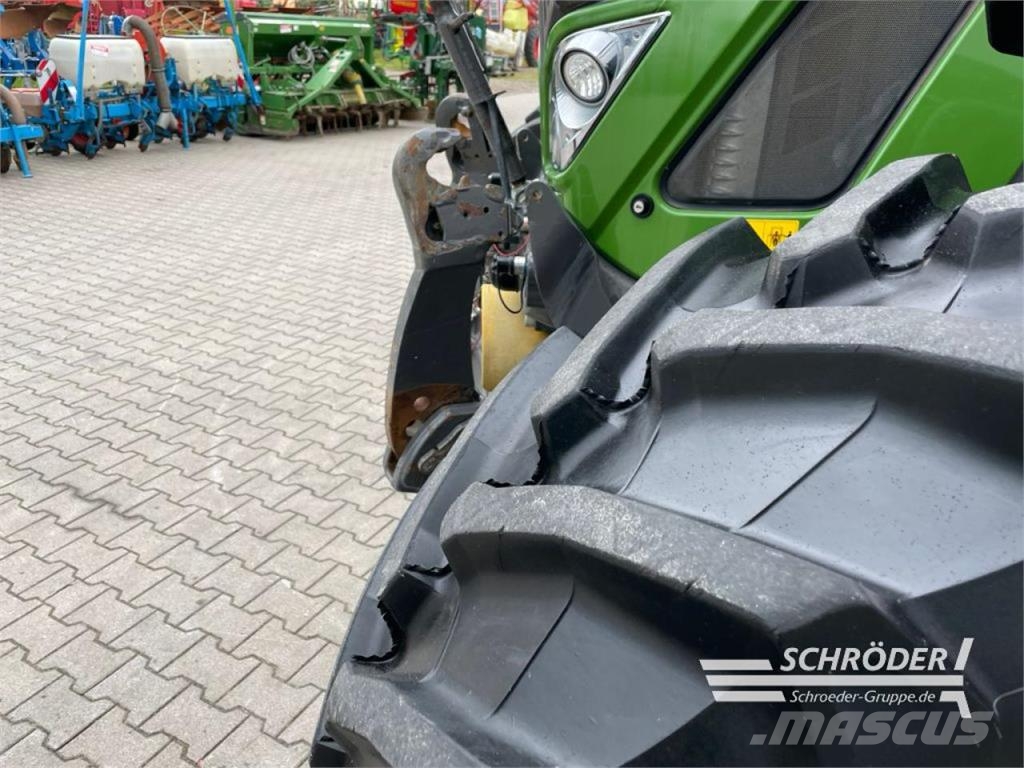 Fendt 720 VARIO S4 PROFI PLUS Tractors
