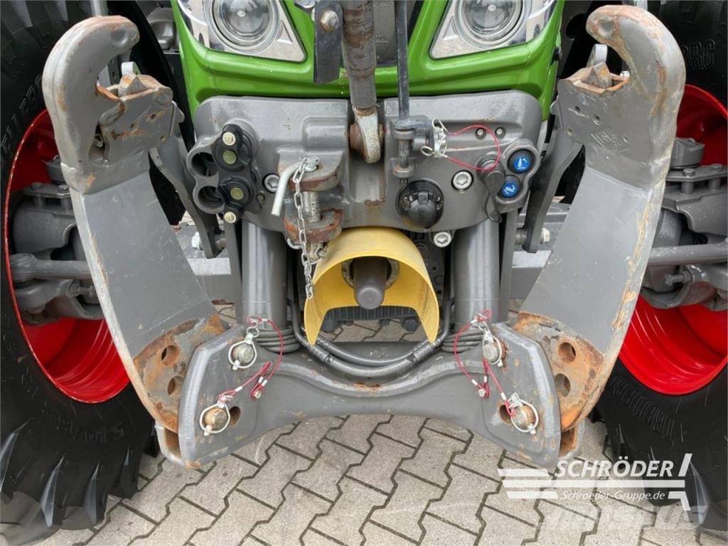 Fendt 720 VARIO S4 PROFI PLUS Tractors