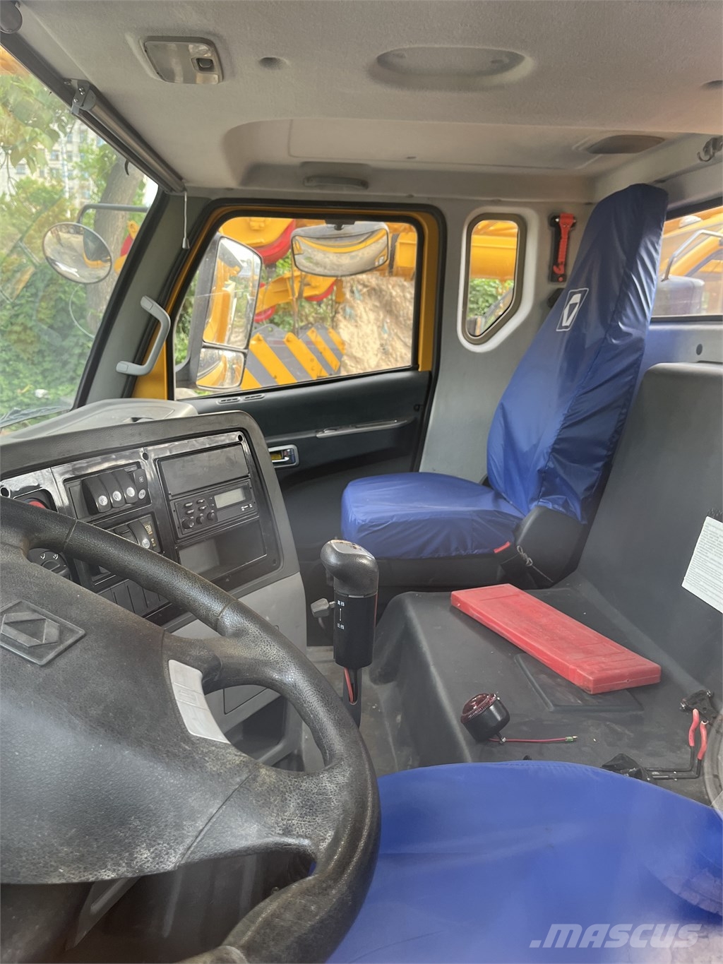 XCMG QY25K5D A/T 크레인